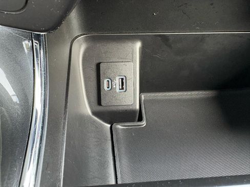 Certified 2021 Ford F150 XLT w/ Equipment Group 302A High image 36