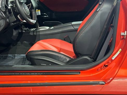 Used 2010 Chevrolet Camaro SS w/ Interior Accent Trim Package RWD image 31