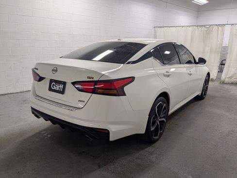 Used 2023 Nissan Altima 2.5 SR AWD/4WD image 7