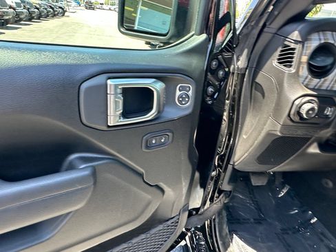 New 2026 Jeep Wrangler Unlimited Sport AWD/4WD image 18