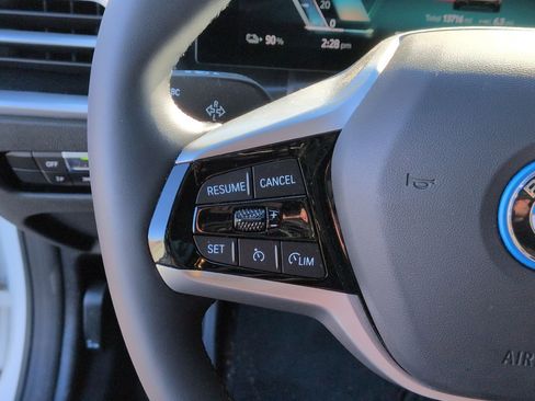 Used 2025 BMW i4 eDrive40 w/ Parking Assistance Package image 18