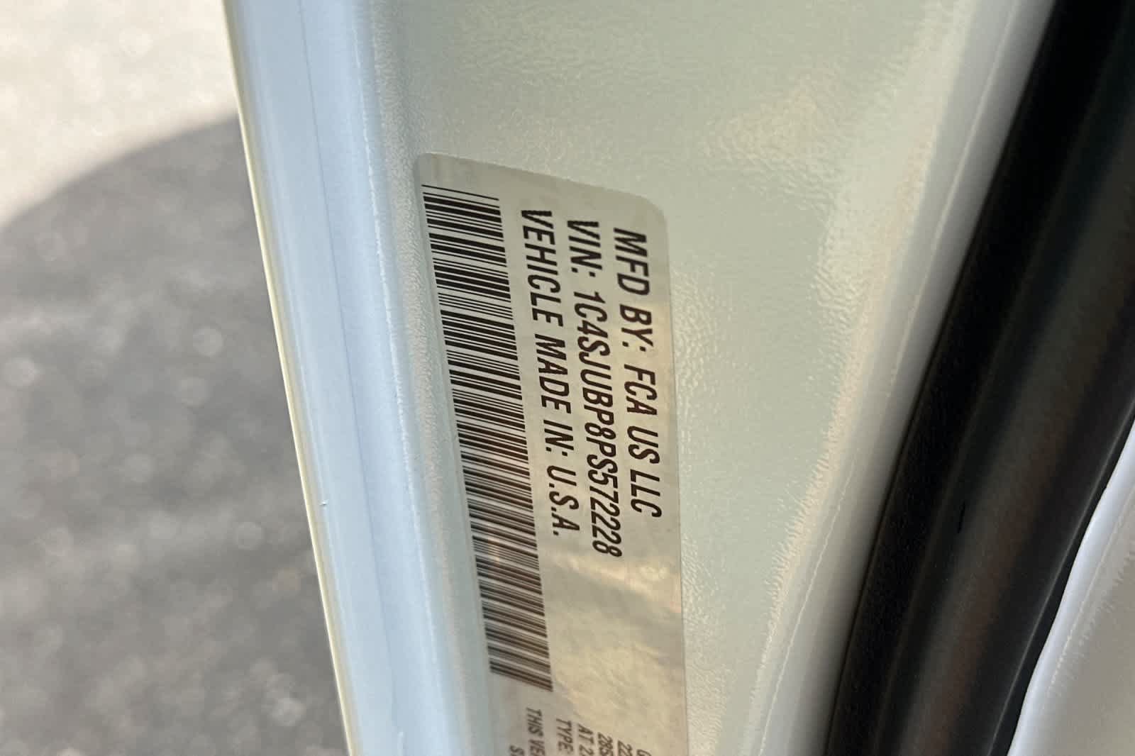 Used 2023 Jeep Wagoneer Series II RWD image 29