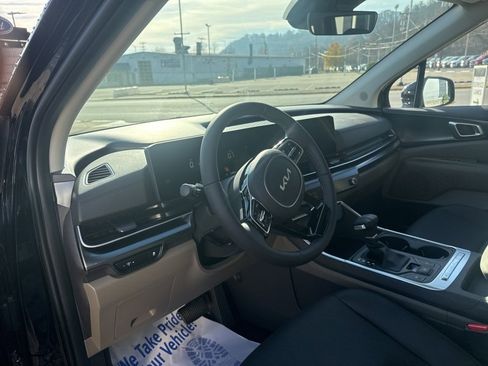 New 2026 Kia Carnival LXS image 29