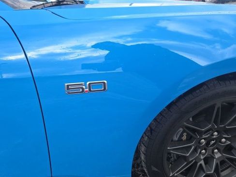 Used 2025 Ford Mustang GT Premium w/ GT Performance Package image 7