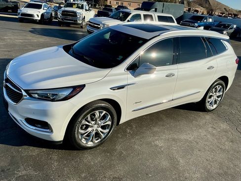 Used 2021 Buick Enclave Avenir w/ Avenir Technology Package image 5