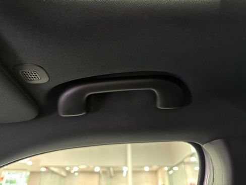 Used 2023 Jeep Compass High Altitude AWD/4WD image 34