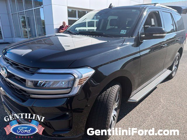 Certified 2023 Ford Expedition XLT AWD/4WD image 1