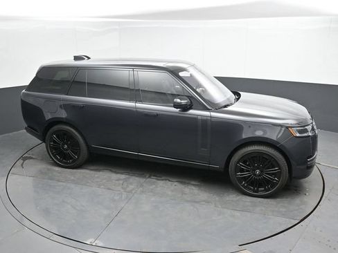 Used 2023 Land Rover Range Rover Long Wheelbase Autobiography AWD/4WD image 32