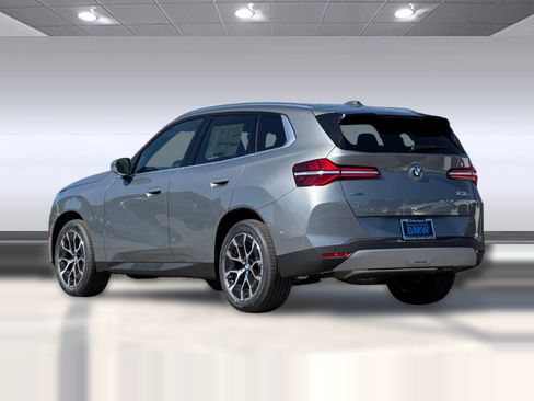 Used 2026 BMW X3 xDrive30 w/ Premium Package image 3