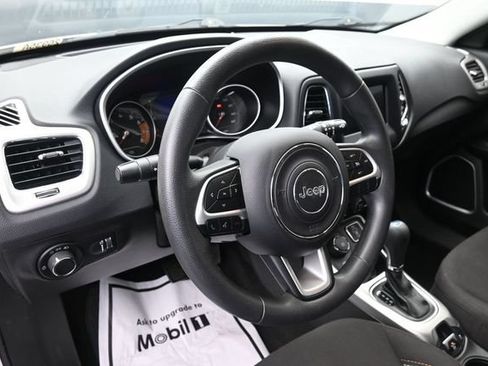 Used 2021 Jeep Compass Sport AWD/4WD image 23