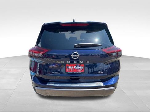 Certified 2024 Nissan Rogue SL w/ SL Premium Package FWD image 7
