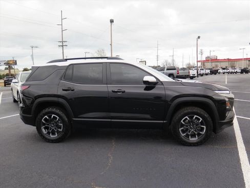 Used 2025 Chevrolet Equinox ACTIV w/ Safety and Technology Package image 2