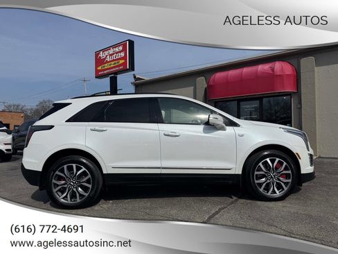 Used 2023 Cadillac XT5 Sportv w/ Technology Package image 1