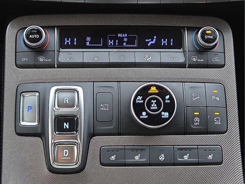 Used 2022 Hyundai Palisade Limited image 15