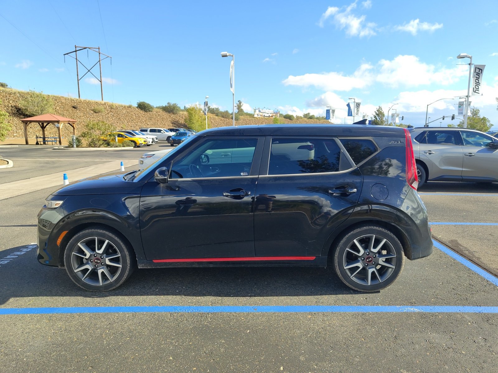 Used 2021 Kia Soul GT-Line FWD image 2
