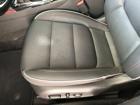 Used 2023 Chevrolet TrailBlazer RS w/ Technology Package FWD image 22