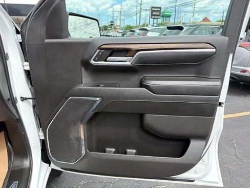 Certified 2024 GMC Sierra 1500 Elevation w/ LPO, GMC Protection Package AWD/4WD image 17
