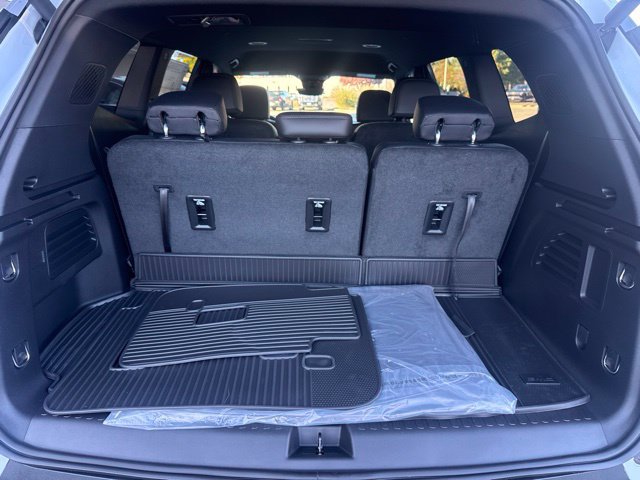 New 2027 GMC Acadia Elevation w/ Black Edition AWD/4WD image 24