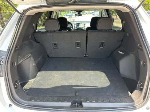 Used 2024 Chevrolet Equinox LS w/ LS Convenience Package FWD image 39