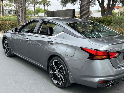 Used 2023 Nissan Altima 2.5 SR w/ SR Premium Package image 52