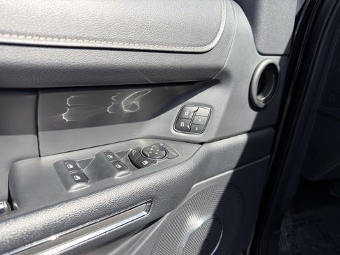 Used 2024 Ford Expedition XLT AWD/4WD image 25