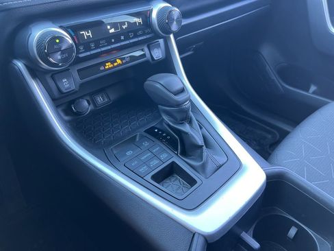 Used 2023 Toyota RAV4 XLE image 19