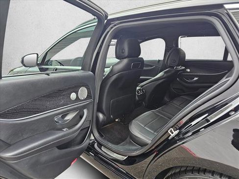 Used 2018 Mercedes-Benz E 400 4MATIC Wagon image 14