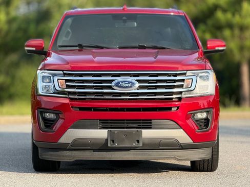 Used 2020 Ford Expedition XLT w/ Equipment Group 201A RWD image 3