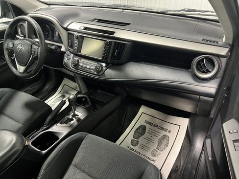 Used 2018 Toyota RAV4 XLE image 3