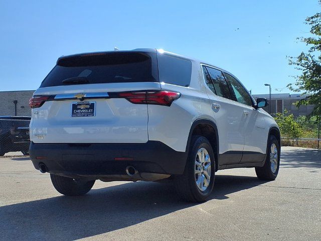 Used 2023 Chevrolet Traverse LS FWD image 5