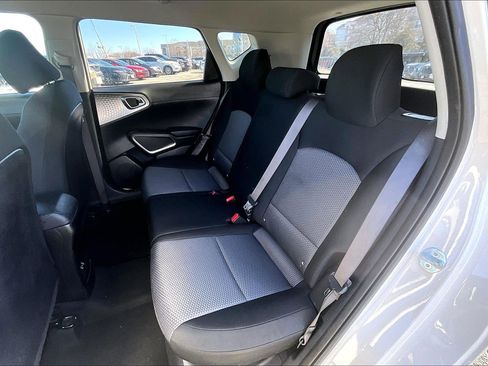 Used 2023 Kia Soul S image 23