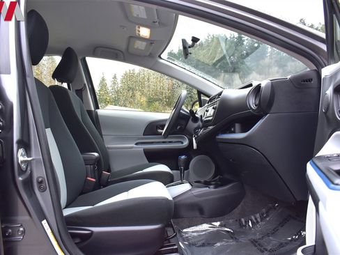 Used 2013 Toyota Prius C Two image 24