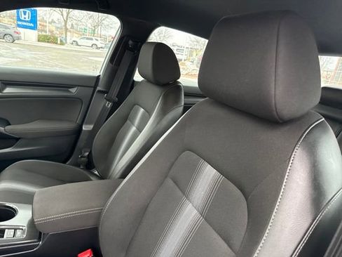 Certified 2025 Honda Civic Sport image 12