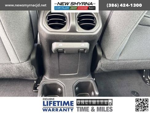 New 2025 Jeep Gladiator Sport image 31