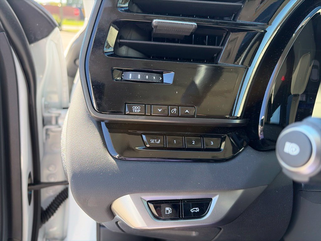 Used 2024 Lexus RX 350 Premium w/ Cold Area Package FWD image 10