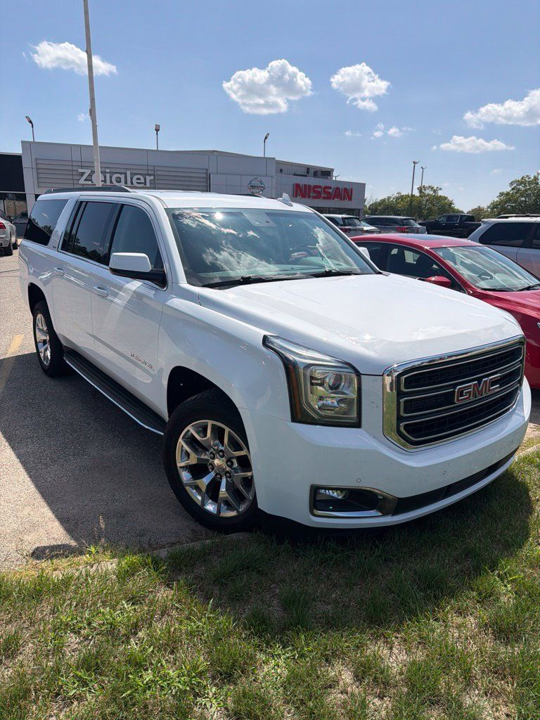 Used 2016 GMC Yukon XL SLE w/ Convenience Package AWD/4WD image 3