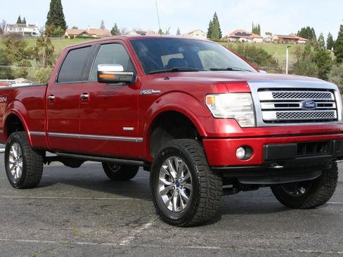 Used 2014 Ford F150 Platinum image 2