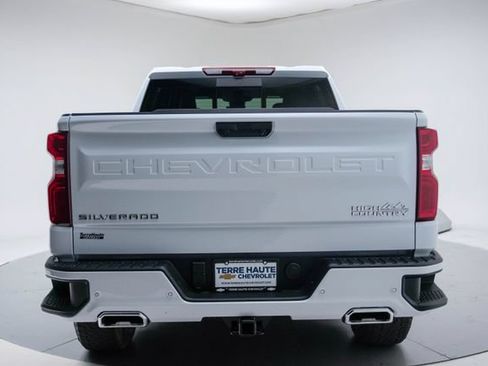 New 2026 Chevrolet Silverado 1500 High Country w/ Technology Package AWD/4WD image 6