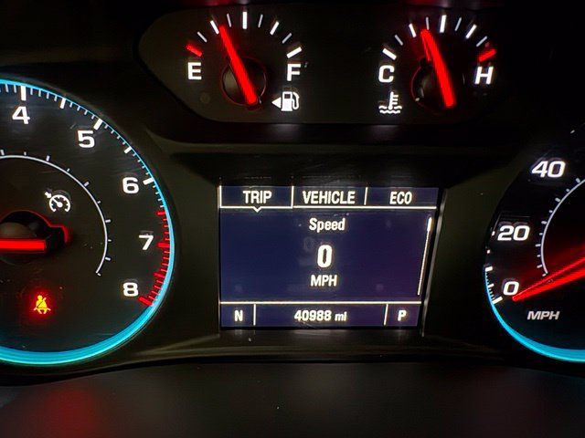 Used 2021 Chevrolet Traverse LT FWD image 56