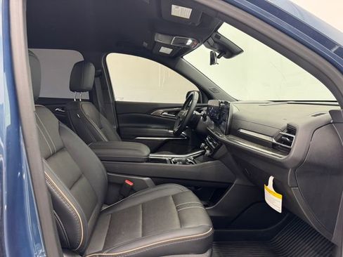 Used 2026 Chevrolet Traverse High Country w/ LPO, Floor Liner Package FWD image 16