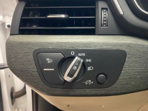 Used 2023 Audi A4 2.0T Premium Plus AWD/4WD image 18