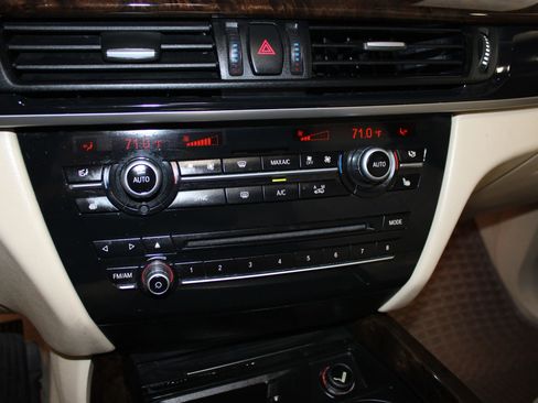 Used 2014 BMW X5 xDrive35i AWD/4WD image 14