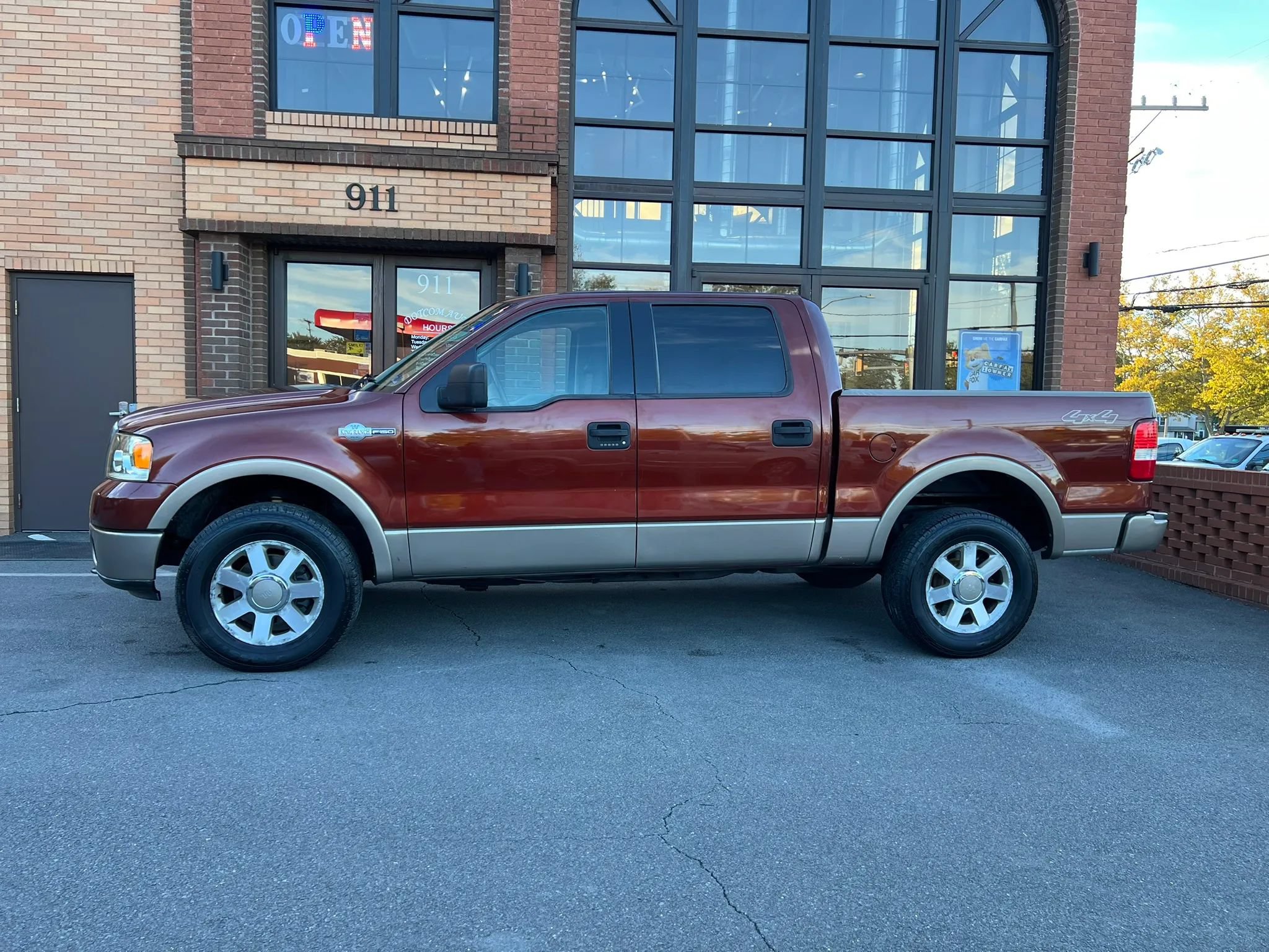Used 2006 Ford F150 FX4 AWD/4WD image 4