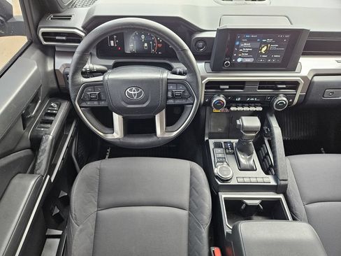Used 2024 Toyota Tacoma SR5 AWD/4WD image 26