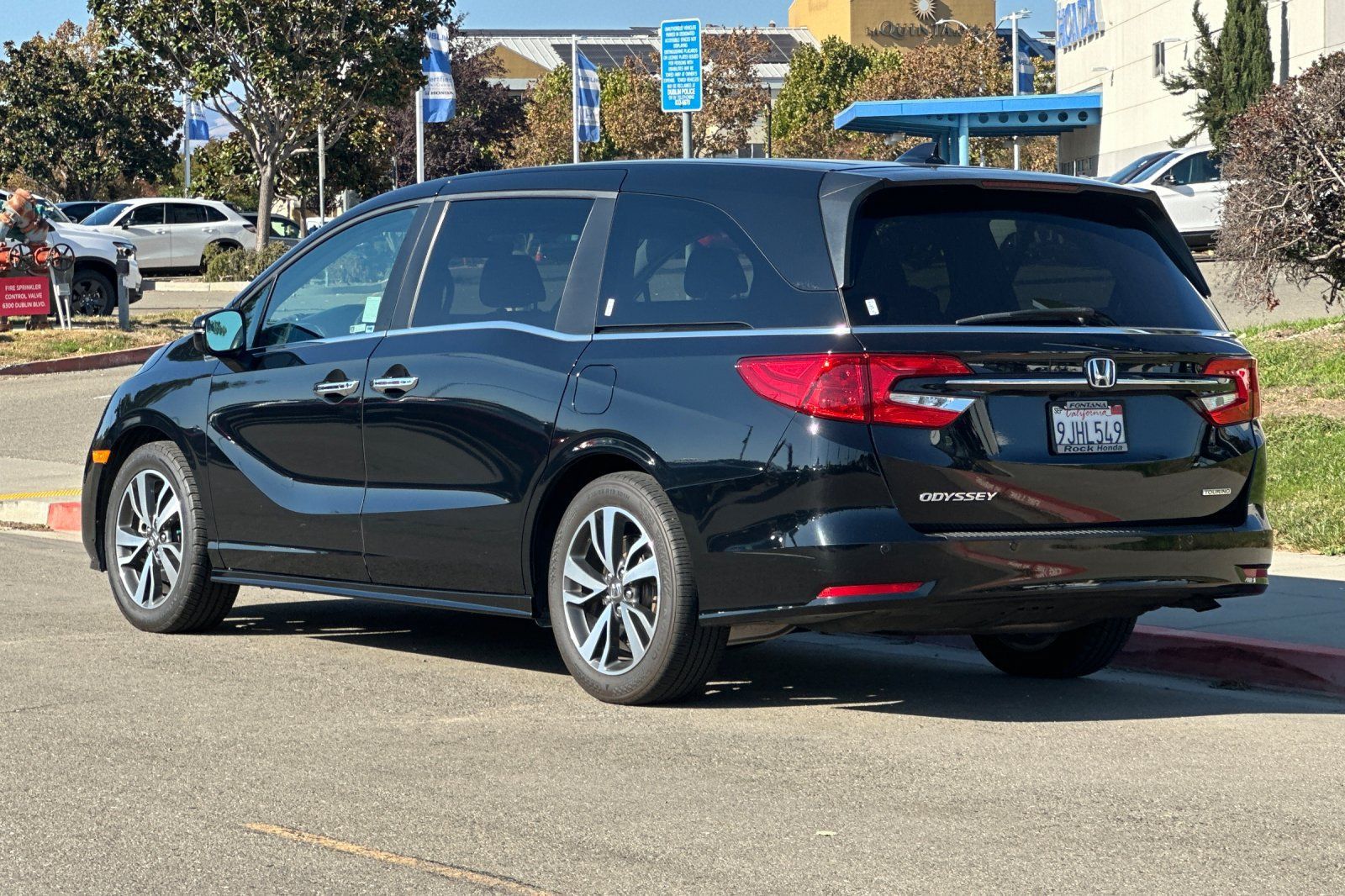 Certified 2024 Honda Odyssey Touring image 6