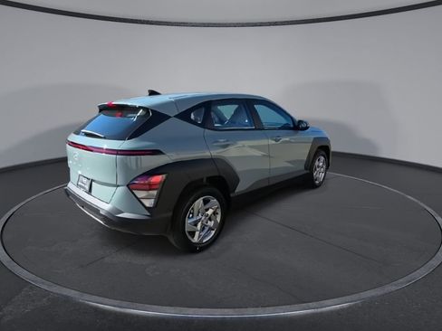New 2026 Hyundai Kona SE image 8