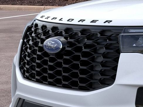 Used 2026 Ford Explorer ST-Line AWD/4WD image 22