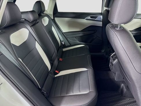 New 2026 Volkswagen Taos SEL AWD/4WD image 30