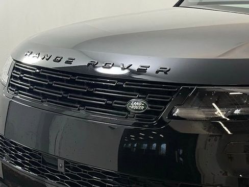 New 2026 Land Rover Range Rover Sport SE image 12