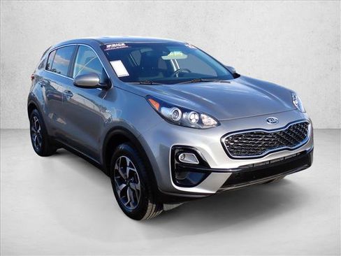 Used 2022 Kia Sportage LX AWD/4WD image 6